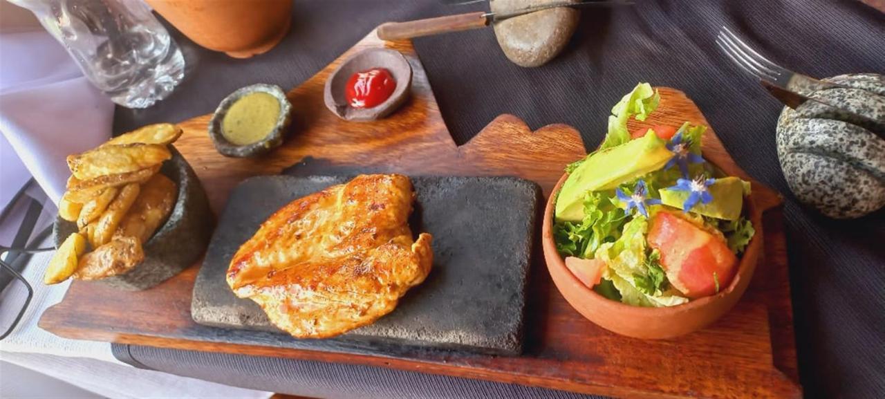 Humantay Lodge 오얀따이땀보 외부 사진