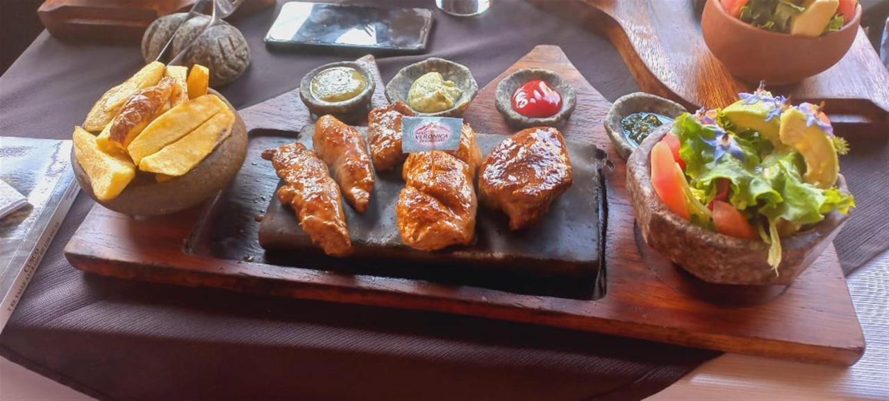Humantay Lodge 오얀따이땀보 외부 사진