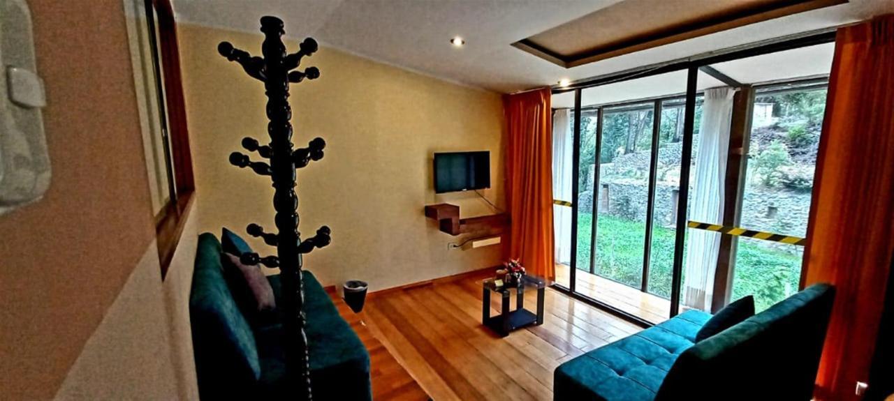 Humantay Lodge 오얀따이땀보 외부 사진